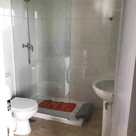 Casa De Amigos * Tías